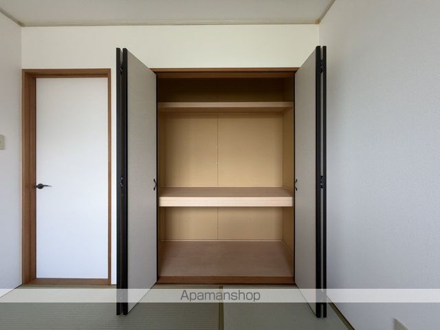 カーサフォレスタ B棟の内装写真