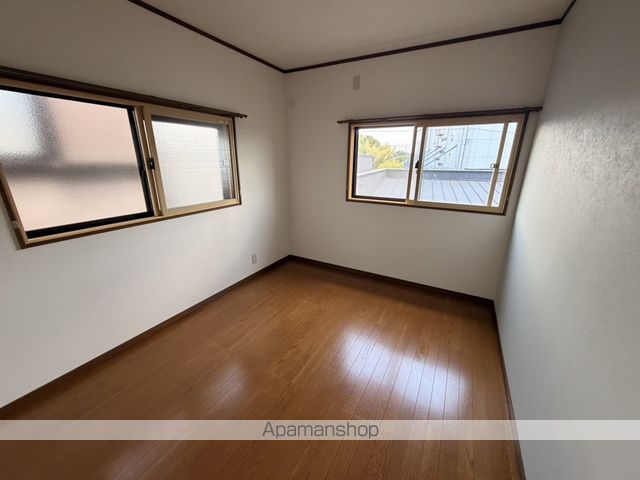 枚方市 2階建 築24年の内装写真