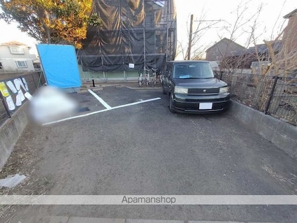 レオパレスガーデ二ア宮沢町[1K/19.87m2]の駐車場