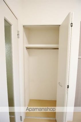 アールコート早稲田[1K/25.11m2]の収納