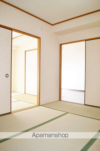 クリーン・ピア・フジの内装写真