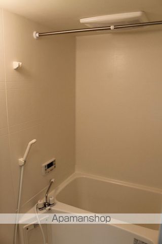 アンプルール リーブル ゴールドクレストの内装写真