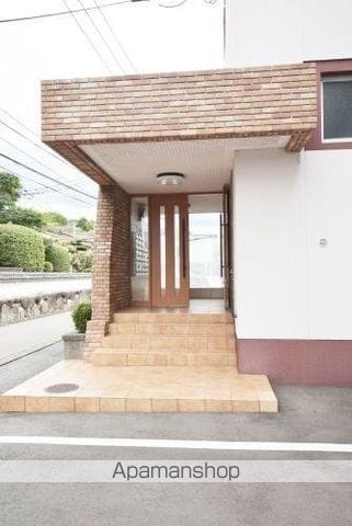 【福岡市博多区諸岡のマンションの写真】