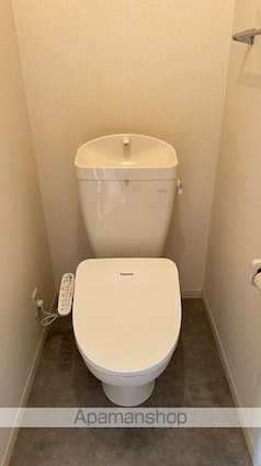 愛知県名古屋市北区八代町１丁目[1LDK/45.42m2]のトイレ