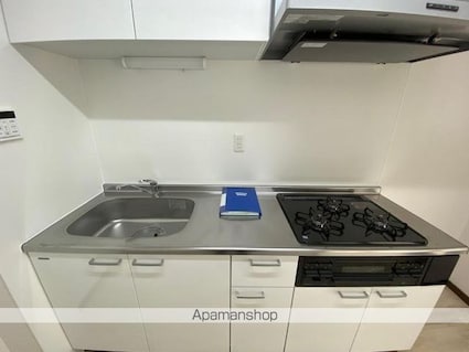 Ｋ’ｓＢ三条Ⅰ・Ⅱ[3LDK/79.2m2]の内装2