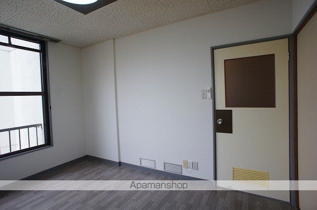 マンション平安の内装写真