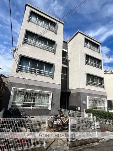 マンション丸保の外観写真