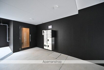 東京都荒川区南千住５丁目[1DK/27.73m2]のエントランス1