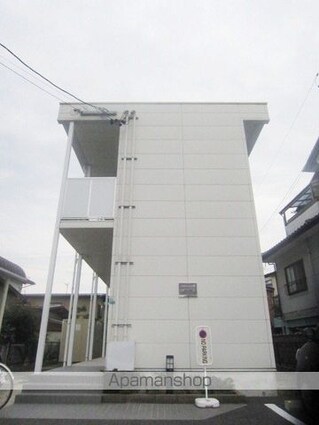 レオパレスＡＶＡＮＺＡＲＥ　Ｋ[1K/20.28m2]の外観2
