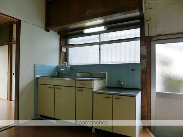 西陵4丁目貸家の内装写真