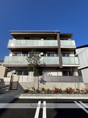 シャーメゾンプレシャス祇園の外観写真