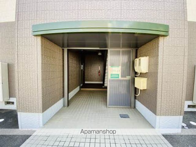 バリュージュ己斐の玄関写真