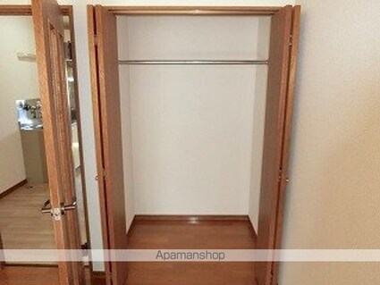 岩手県盛岡市東黒石野２丁目[1K/26.08m2]の収納