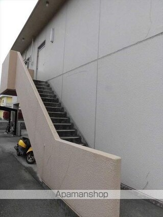 和歌山県和歌山市布引[1R/26.5m2]のエントランス
