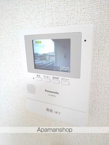 シェ・モアの内装写真