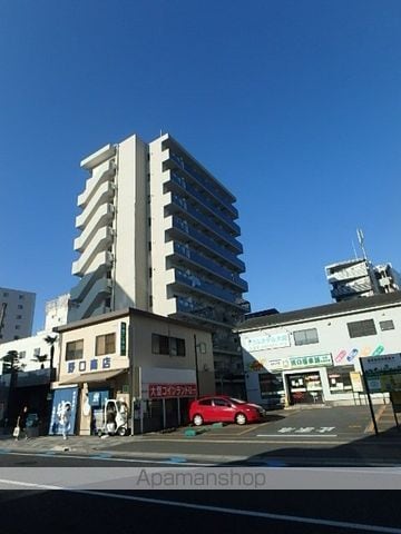 アクシーズタワー新都心の外観写真