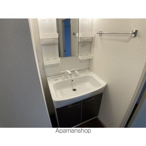 マンション緑黒石B棟の内装写真
