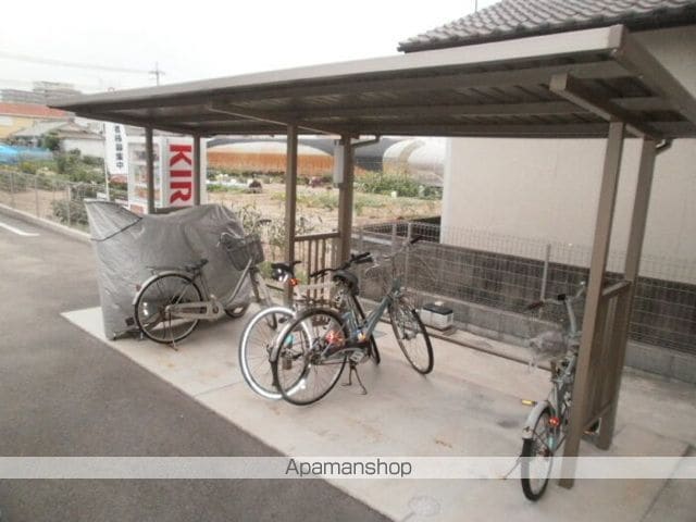 和歌山県和歌山市松江東２丁目[2LDK/67.11m2]の共用部3