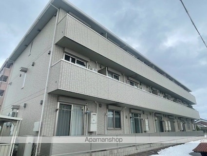 ヴィラ　シャルマン[1LDK/42.63m2]の外観5