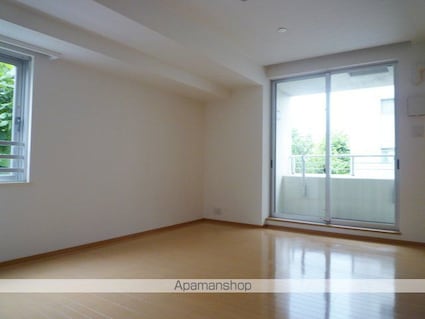 東京都練馬区豊玉北４丁目[1LDK/51.12m2]のリビング・居間1