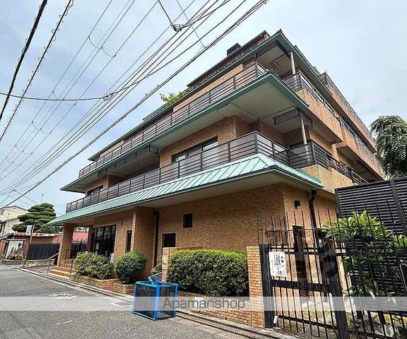 鴨川グランドコーポの外観写真