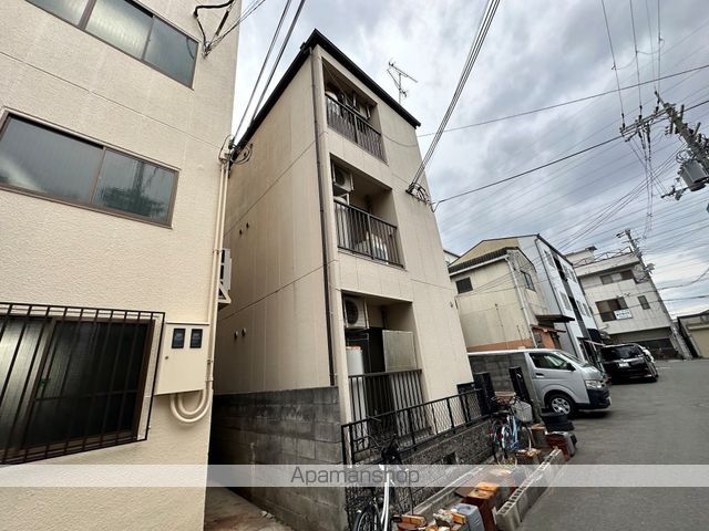 宝町マンションの外観写真