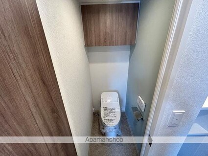 ＬｉｖｅＣａｓａ高円寺[2LDK/40.77m2]のトイレ