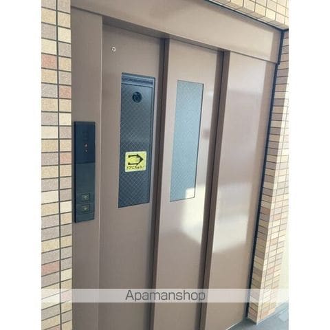ブロンズ森島の内装写真