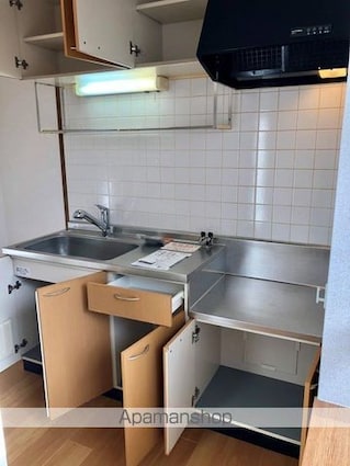 ロイヤル　ストーンⅡ[2LDK/63.87m2]の内装4