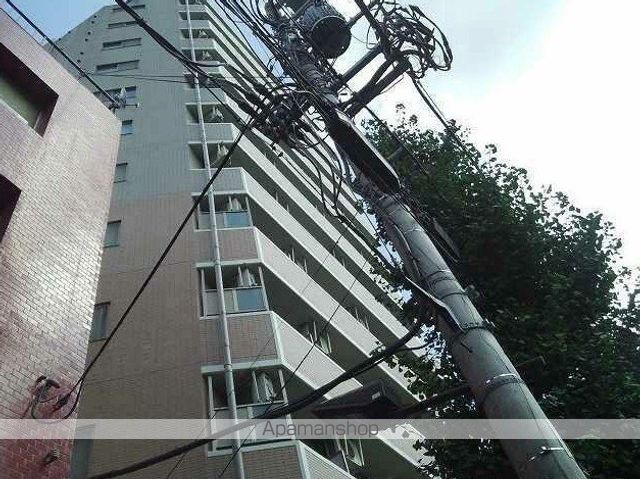 メインステージ本駒込駅前の外観写真