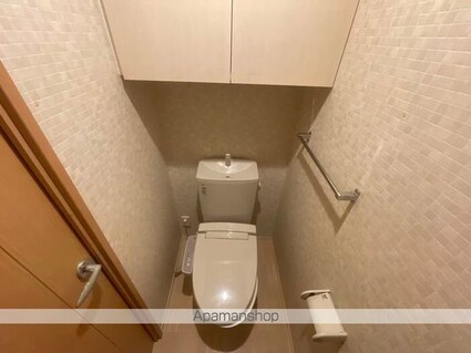 Ｄーｒｏｏｍ楠見中[3LDK/70.99m2]のトイレ