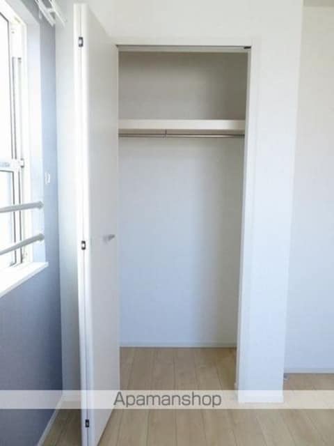 東京都八王子市滝山町１丁目[1LDK/53.68m2]の収納