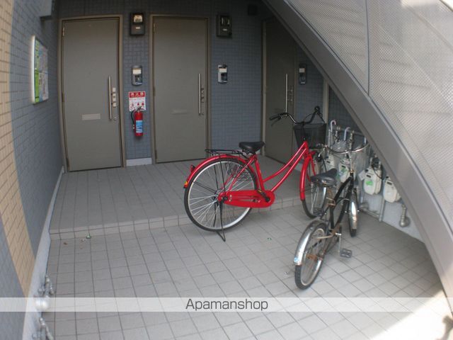 ブルーキューブのその他写真