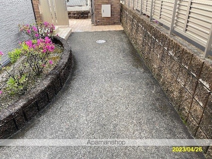 レオパレス元宮[1K/20.81m2]のエントランス