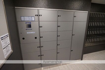 コンフォリア東新宿ステーションフロント[2LDK/60.88m2]の共用部4