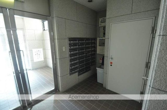 グランヴェルジェ中須Iの玄関写真