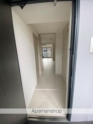 ＳーＲＥＳＩＤＥＮＣＥ中央町ａｌｅｃｔｒａ[1LDK/32.21m2]の玄関