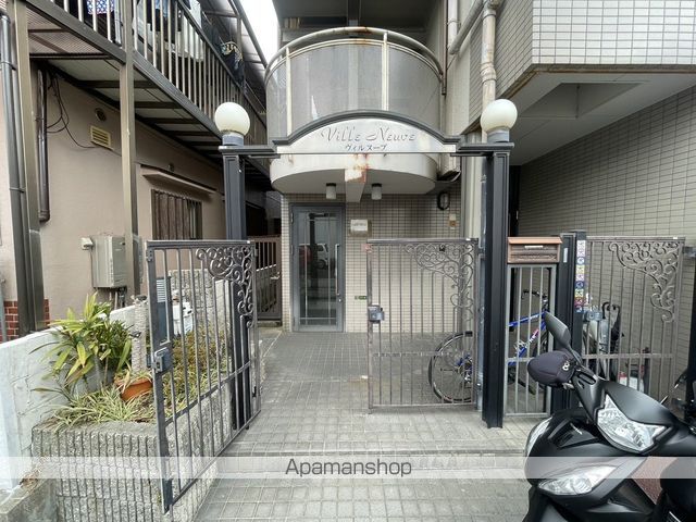 ヴィルヌーブの玄関写真