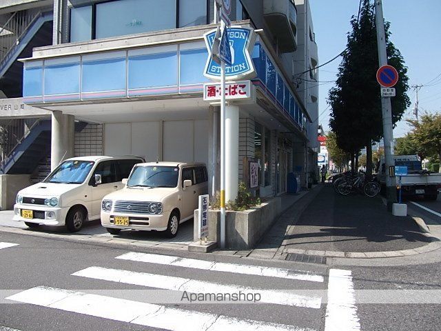 ラ・トゥール山城西 B棟の周辺写真