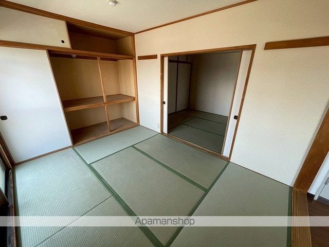 タカマツレジデンス布施SOUTHの内装写真