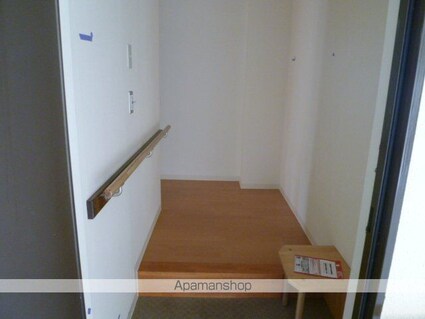 マンショングレース[2LDK/60.5m2]の玄関