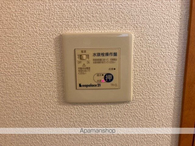 レオパレスタウンコート石川IIの内装写真