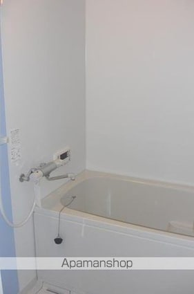 第３メゾン小茂根[2LDK/53.9m2]のバス