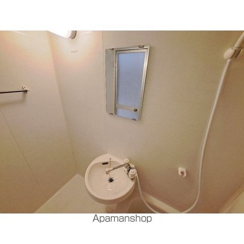 リトルバードの内装写真