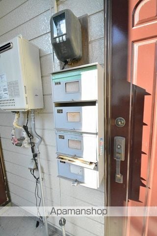 ハミングパークB1の玄関写真
