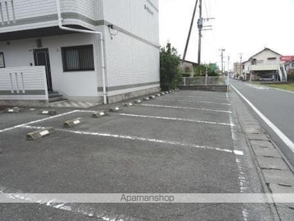 ロイヤルハイツ[3DK/56.85m2]の駐車場3