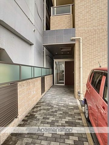 アーバン富田町の玄関写真