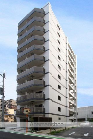 TRAIL博多の玄関写真