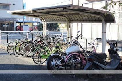 ハピネス山田　Ｂ[2LDK/55.5m2]の共用部1