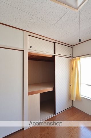 岡田ハイツの内装写真